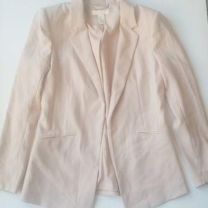🏷5/$25 H&M blazer cream color size 8 medium